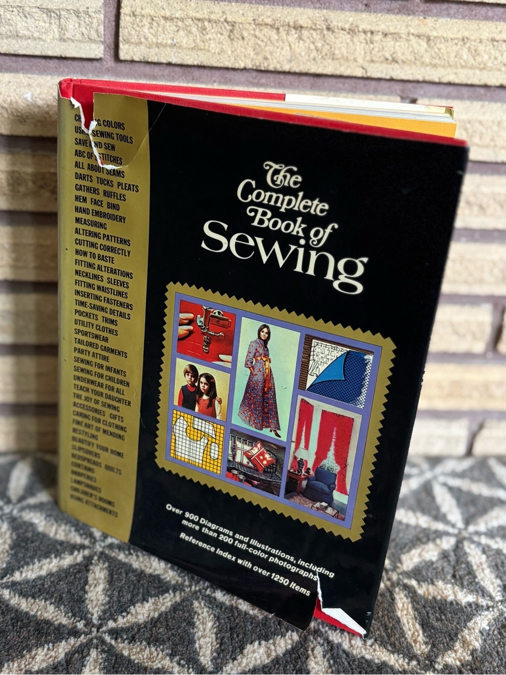 70's "The Complete Book of Sewing" - 1972 - How To Sew - Learn to Sew - Beginner